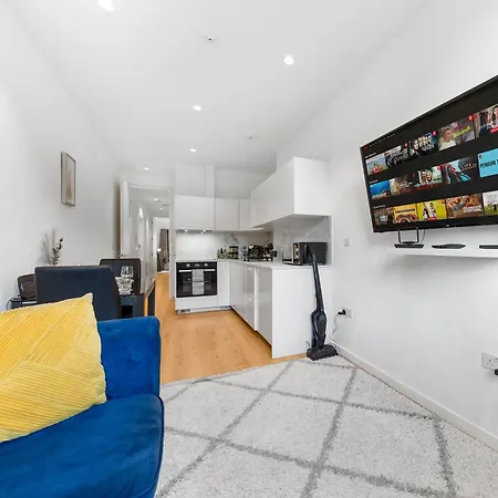 Modern Luxury Apartment Next To Aldgate East Station And Tower Of London Exterior photo